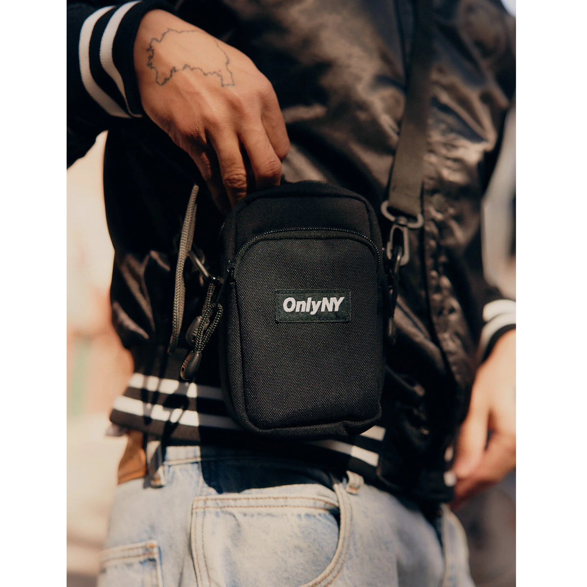 その他 ONLY NY Compact Camera Bag ONLY NY】Compact Camera Bag – briwn